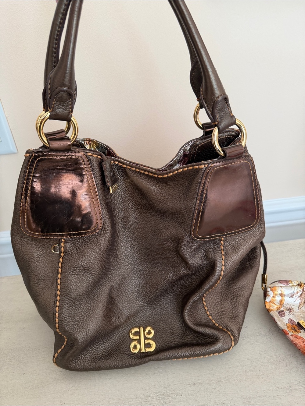 Cobo Reversible  Leather Shoulder Bag with matching pouch